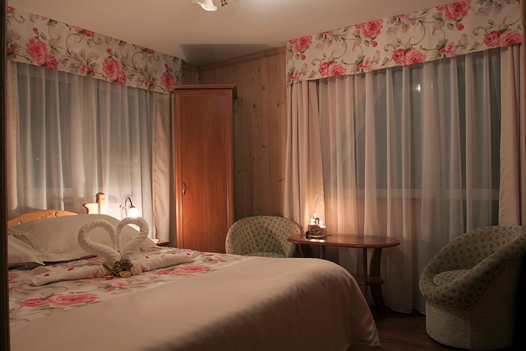 Bukowianski Dworek Bed & Breakfast Bukowina Tatrzanska Ruang foto